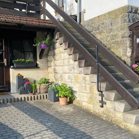 Elbblick - Im Früheren Pensionshaus